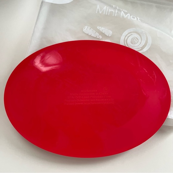 EZPZ mini silicone placemat with divided segments + boon spoons + more! - Picture 5 of 11